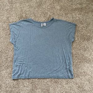 Blue tee shirt